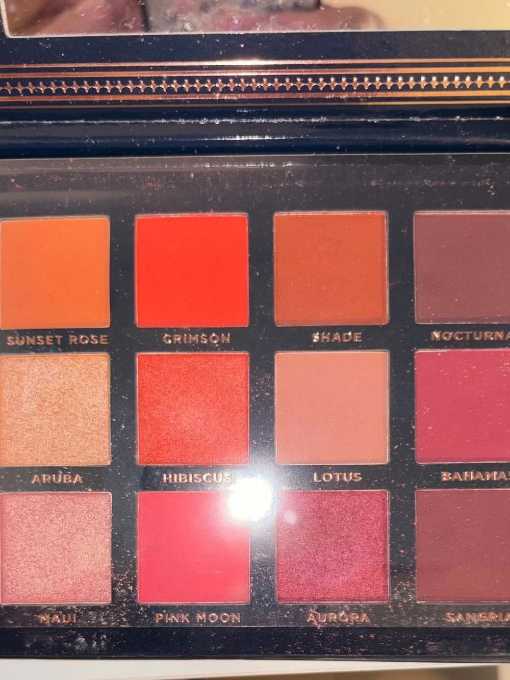 Ace Beaute eyeshadow palette